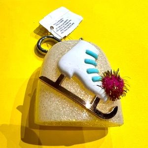 SOLD 1 Bath & Body Works Holiday ICE SKATES PocketBac Hand Sanitizer Holder